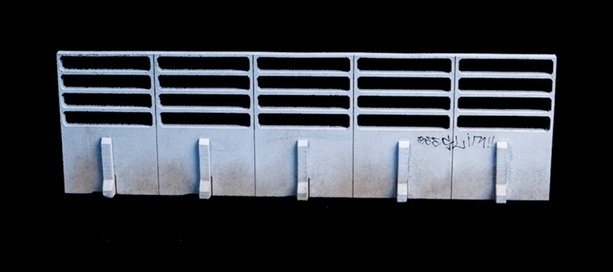 Secure Wall Insert Security Walls (5 sections in one) - 28MTW051-3 – The Alternate Realm