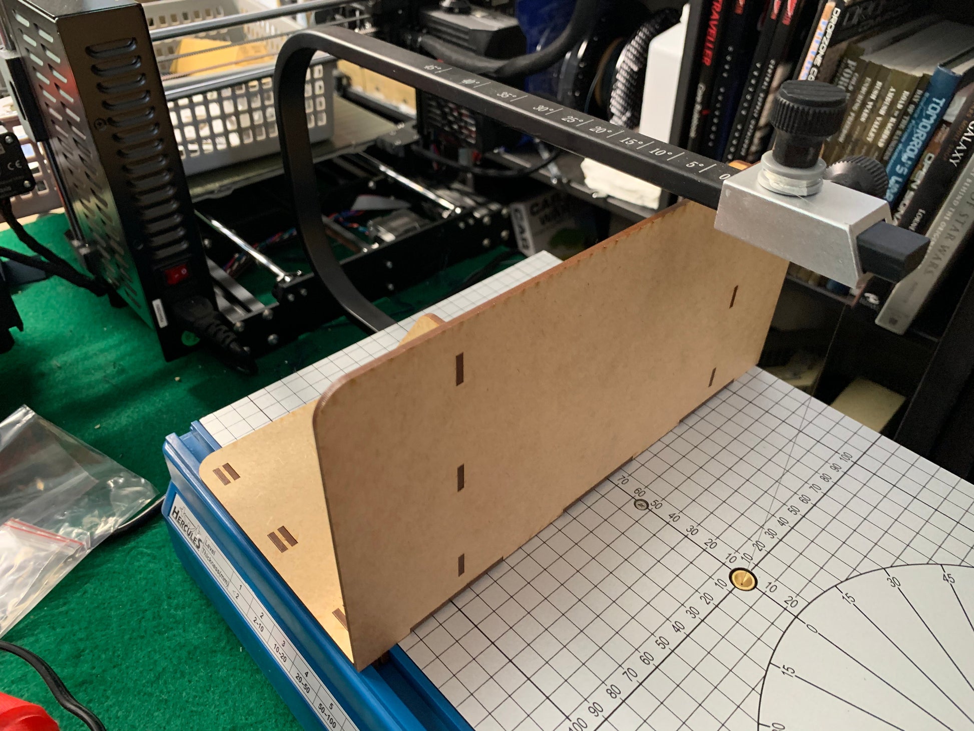 Fence for Hot Wire Foam Cutter (Hercules / Proxxon) – The Alternate Realm